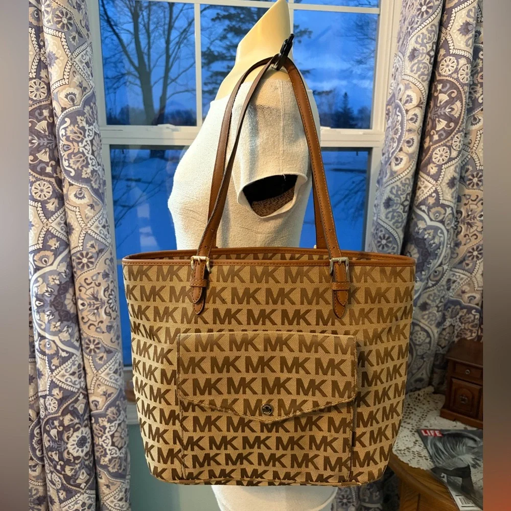 Michael Michael Kors Jet Set Travel Medium Double Pocket Tote - Picture 1 of 13